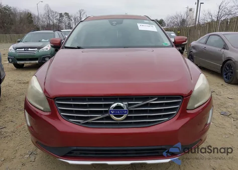 2015 Volvo Xc60 T6 z USA, uszkodzony, nr VIN YV4902RK6F2714488